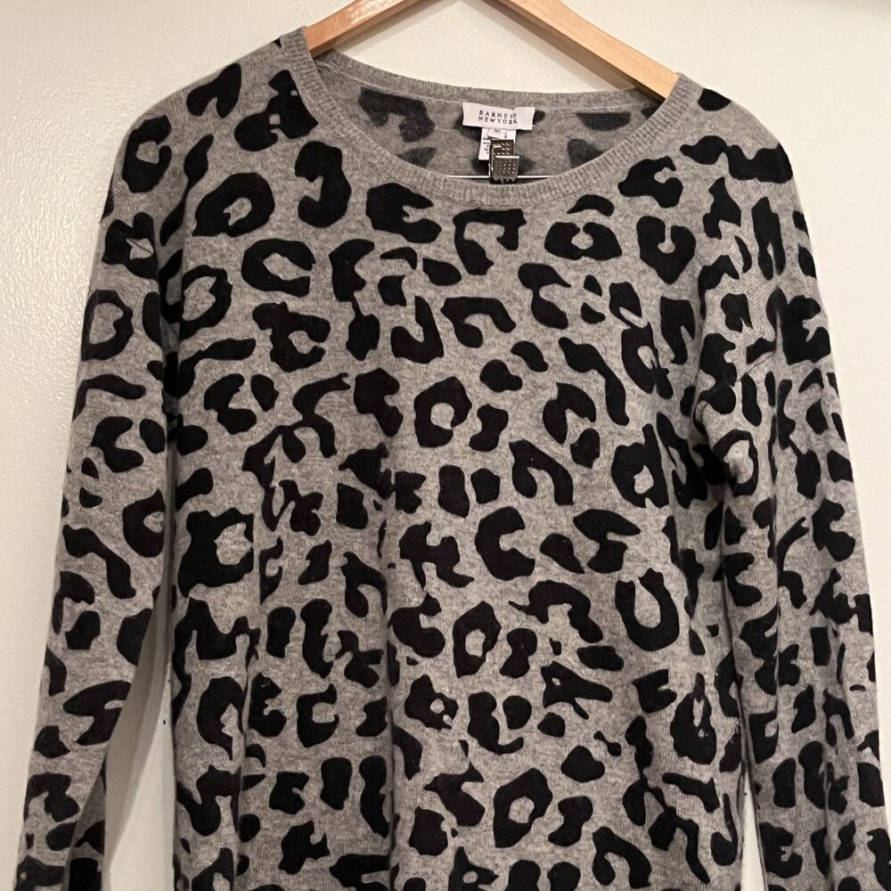 Barney's New York Black & White 2-Ply 100%‎ Cashmere Sweater (M)